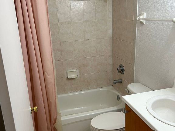 5th image of 2733 NW 131st St
