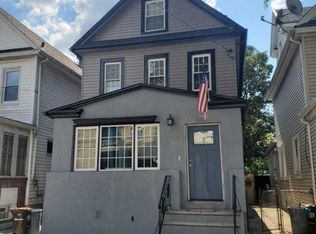 8432 130th St, Jamaica, NY 11415