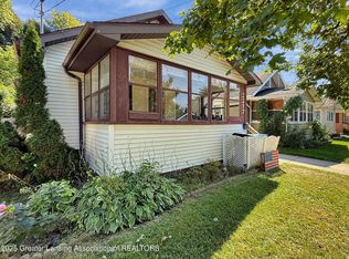 2217 Teel Ave, Lansing, MI 48910