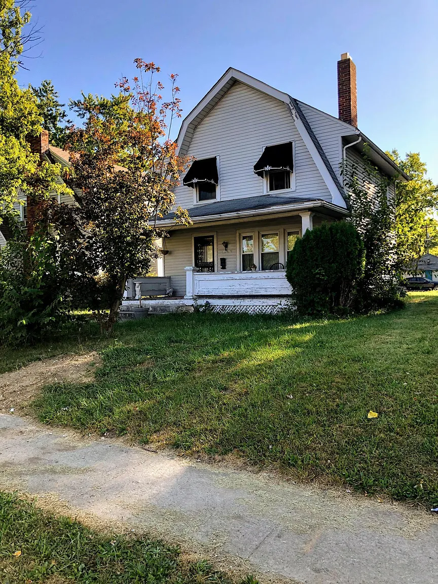 2262 Dresden St photo 1