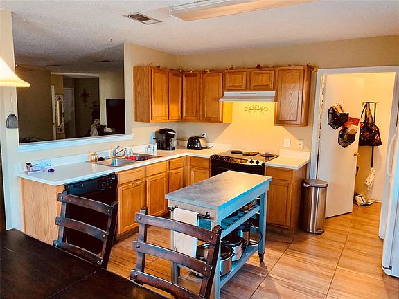 3rd image of 5217 Prestwick Dr