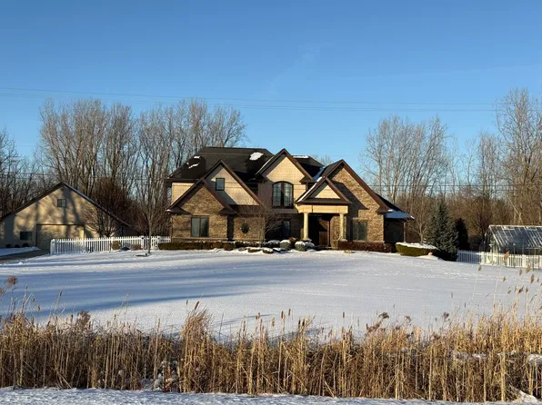 49650 Warren Rd, Canton, MI 48187