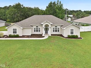 206 Lake Forest Dr, Kingsland, GA 31548