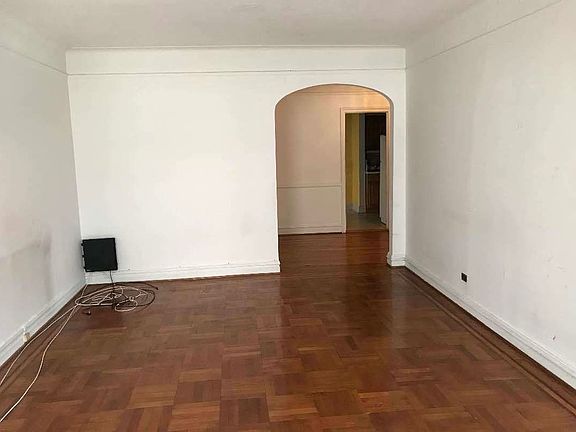 4th image of 47-51 40th St #5G