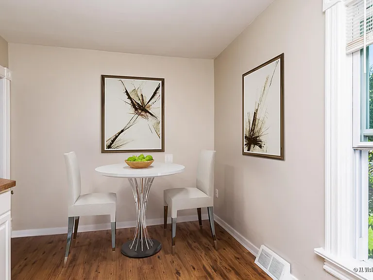 510 S Wheaton Ave #2 — Photo 5