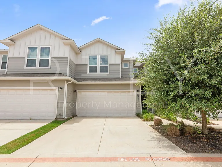 11202 Gadsen Ln #67 — Photo 3