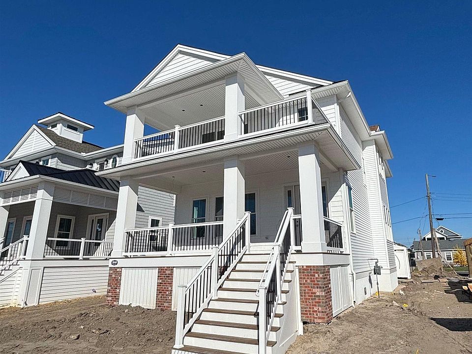 2nd image of 2040 Haven Ave