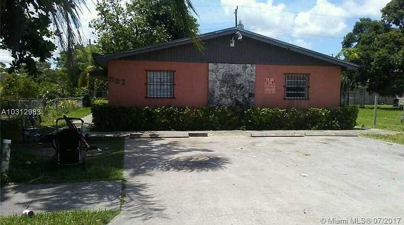 1st image of 521 NW 15th St #A