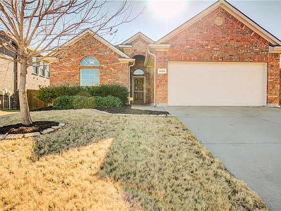 3rd image of 3060 Hidden Valley Dr