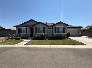 4635 W Flagstaff Ave, Visalia, CA 93291