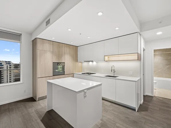 6200 Minoru Blvd #1301, Richmond, BC V6Y 1Y2