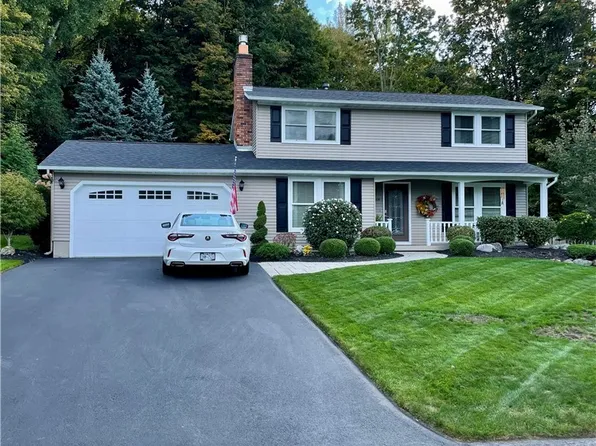 129 Flint Path, Syracuse, NY 13219