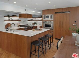 512 Brooks Ave APT 6, Venice, CA 90291