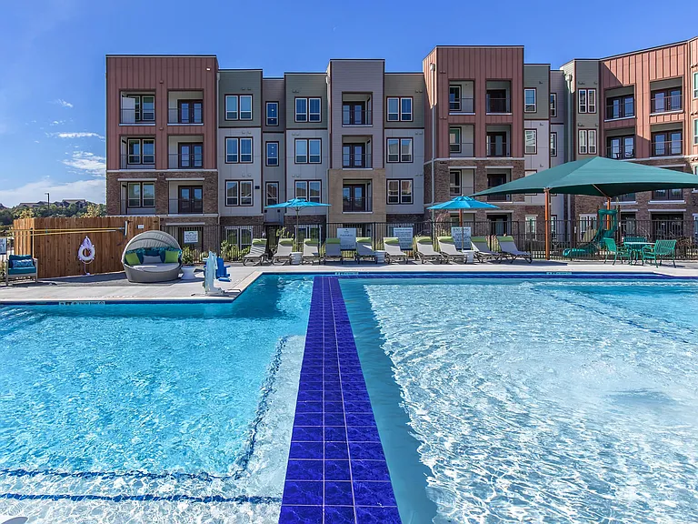 Spring Villas Apartments — Photo 14