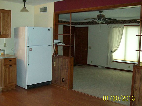 5th image of 615 Hillside St