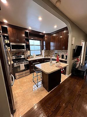 1st image of 21-35 Steinway St #2