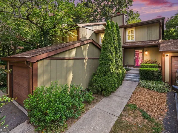 2752 Meadow Mere E, Chamblee, GA 30341