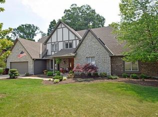 8296 Squirrel Hollow Rdg, West Chester, OH 45069