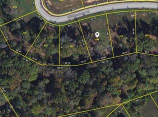 117 Mistletoeberry Rd, Oak Ridge, TN 37830