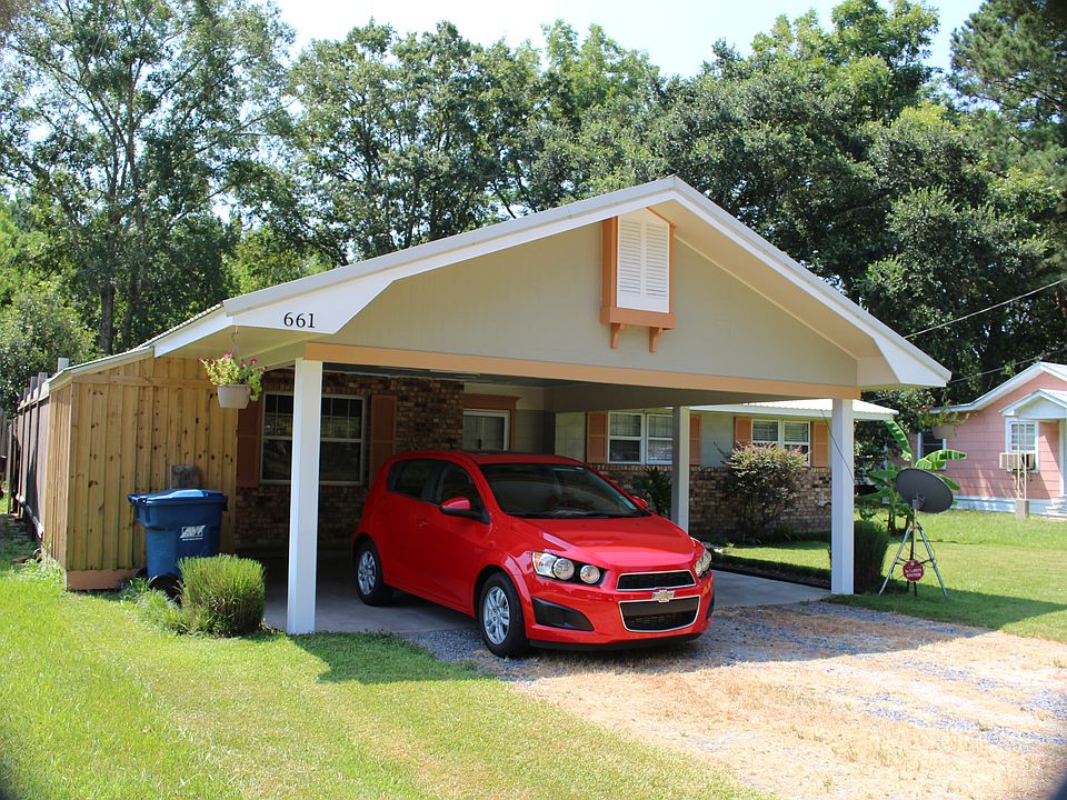 Front View from mailbox