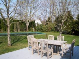 110 Bishops Ln, Southampton, NY 11968