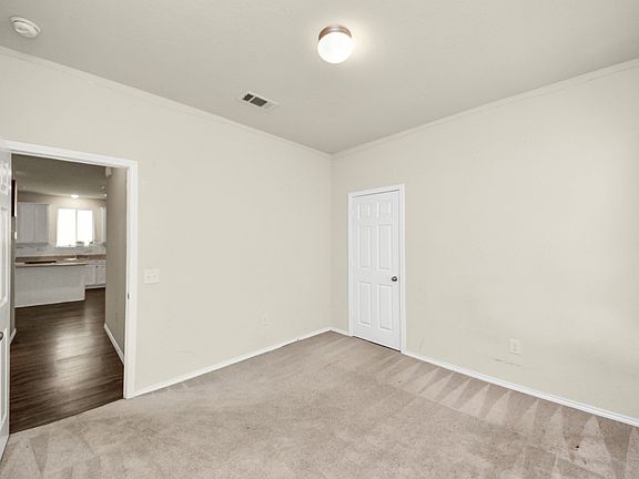 4th image of 25827 Kinship Ct #25827