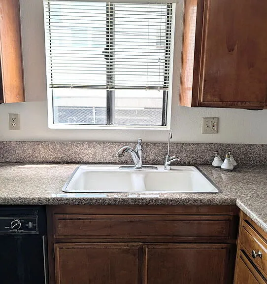3988 Moore St #5 — Photo 5