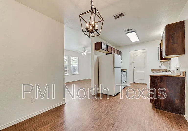 3008 Prairie Ave #A — Photo 10