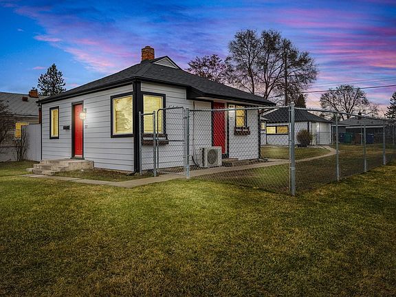 2nd image of 727 E Crown Ave