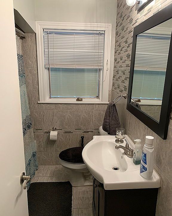 Main Bath