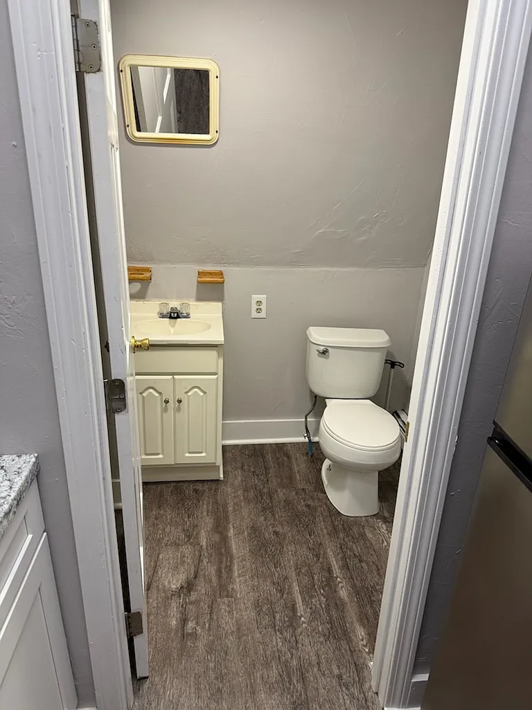 Studio, $1,290 — Photo 4