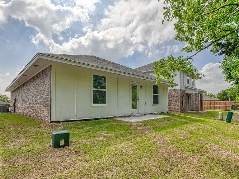 932 Varenna Ct — Photo 25