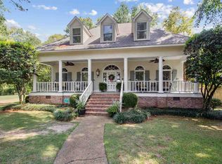 10 Sheffield Pl, Jackson, MS 39211
