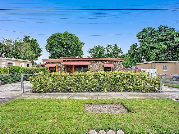 3rd image of 2331 NW 153rd St