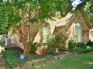 6280 S Manor Cv N, Olive Branch, MS 38654