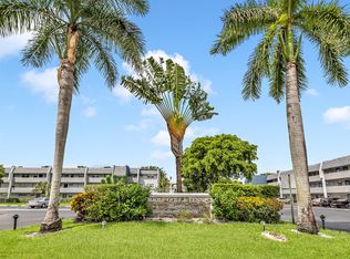 7797 Golf Circle Dr APT 110, Margate, FL 33063