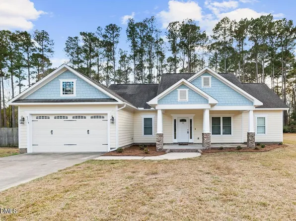 9114 Clinton Rd, Autryville, NC 28318