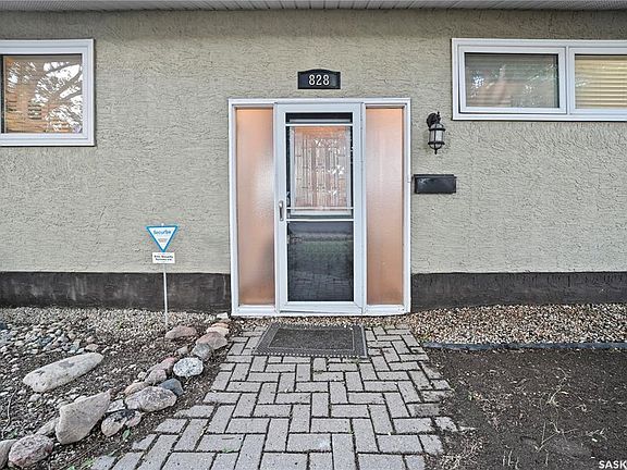 2nd image of 828 Shannon ROAD