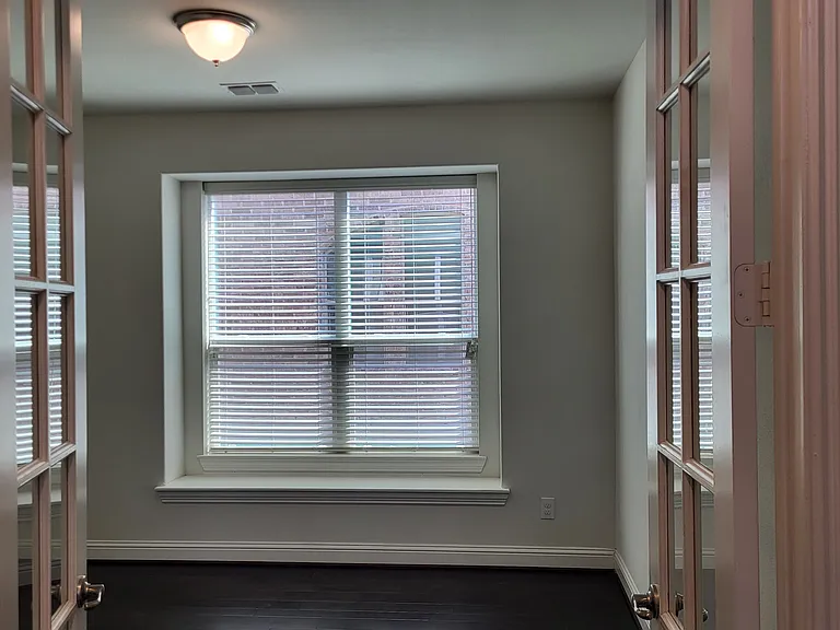 3512 Oakstone Dr — Photo 15