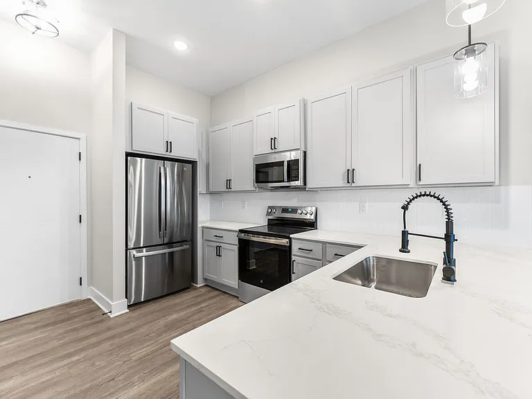 Blackwell Living — Photo 43