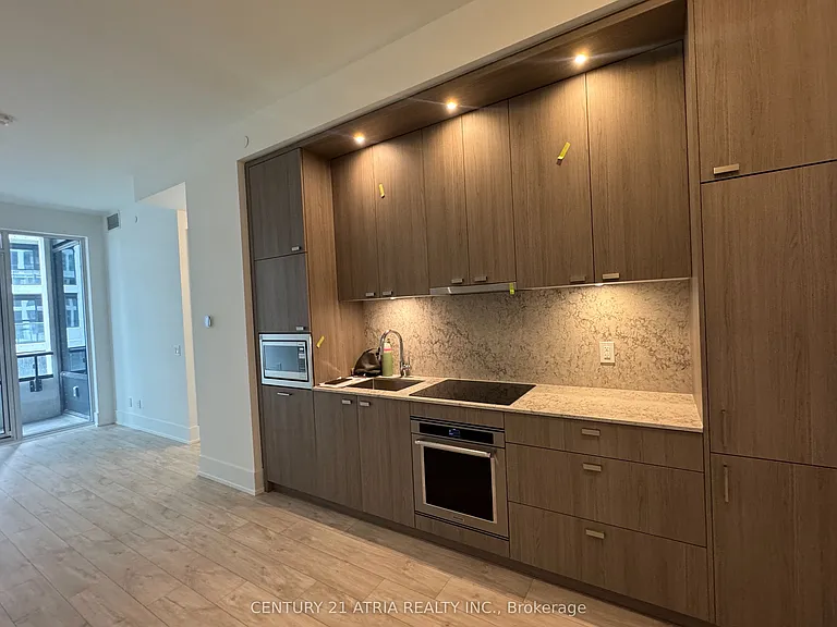 115 Denison Ave #402 — Photo 4