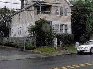 92 New Brunswick Ave, Hopelawn, NJ 08861