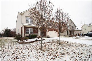 3rd image of 8268 S Warwick Ct