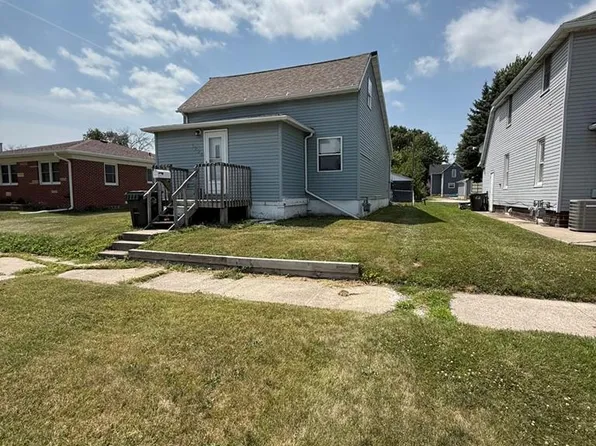 1226 S 26th St, Fort Dodge, IA 50501