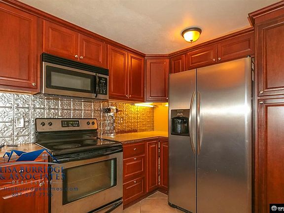 4th image of 2960 Knollwood Dr