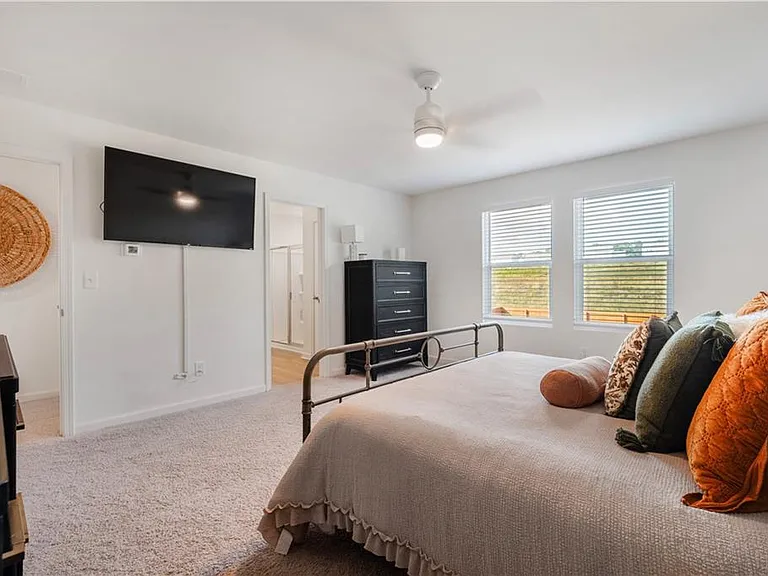 157 Casteel Ln — Photo 16
