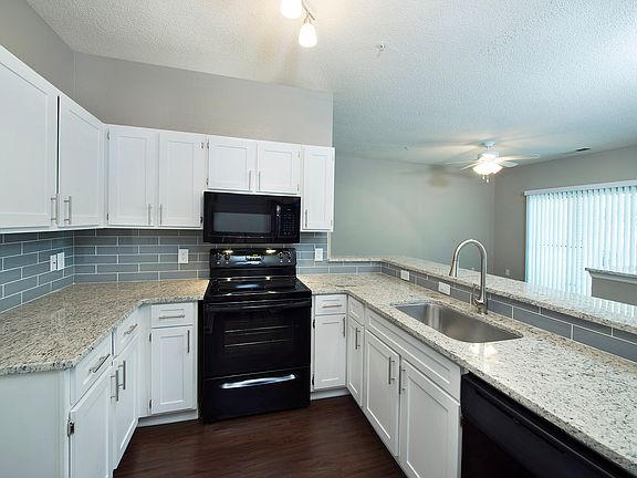 4th image of 1729 Echo Forest Dr #4-103