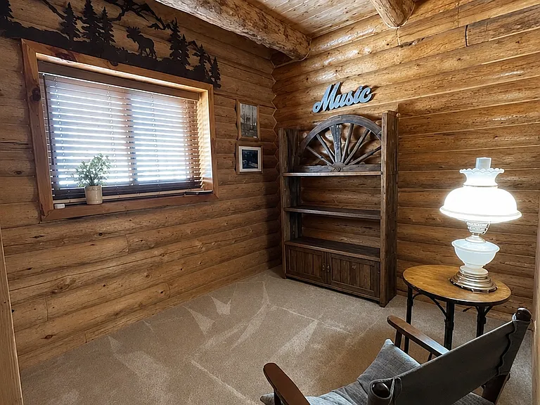 4083 Elk Dr — Photo 15