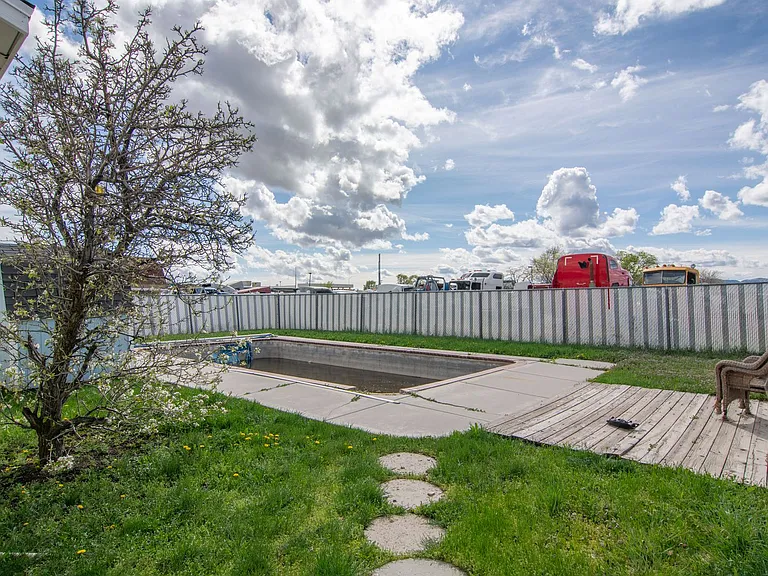 146 N 2300 W #2 — Photo 24