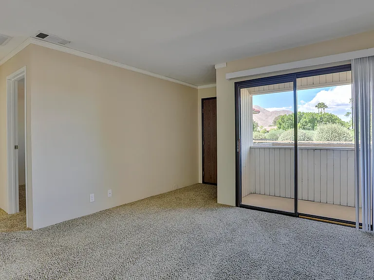 2820 N Arcadia Ct #B208 — Photo 5